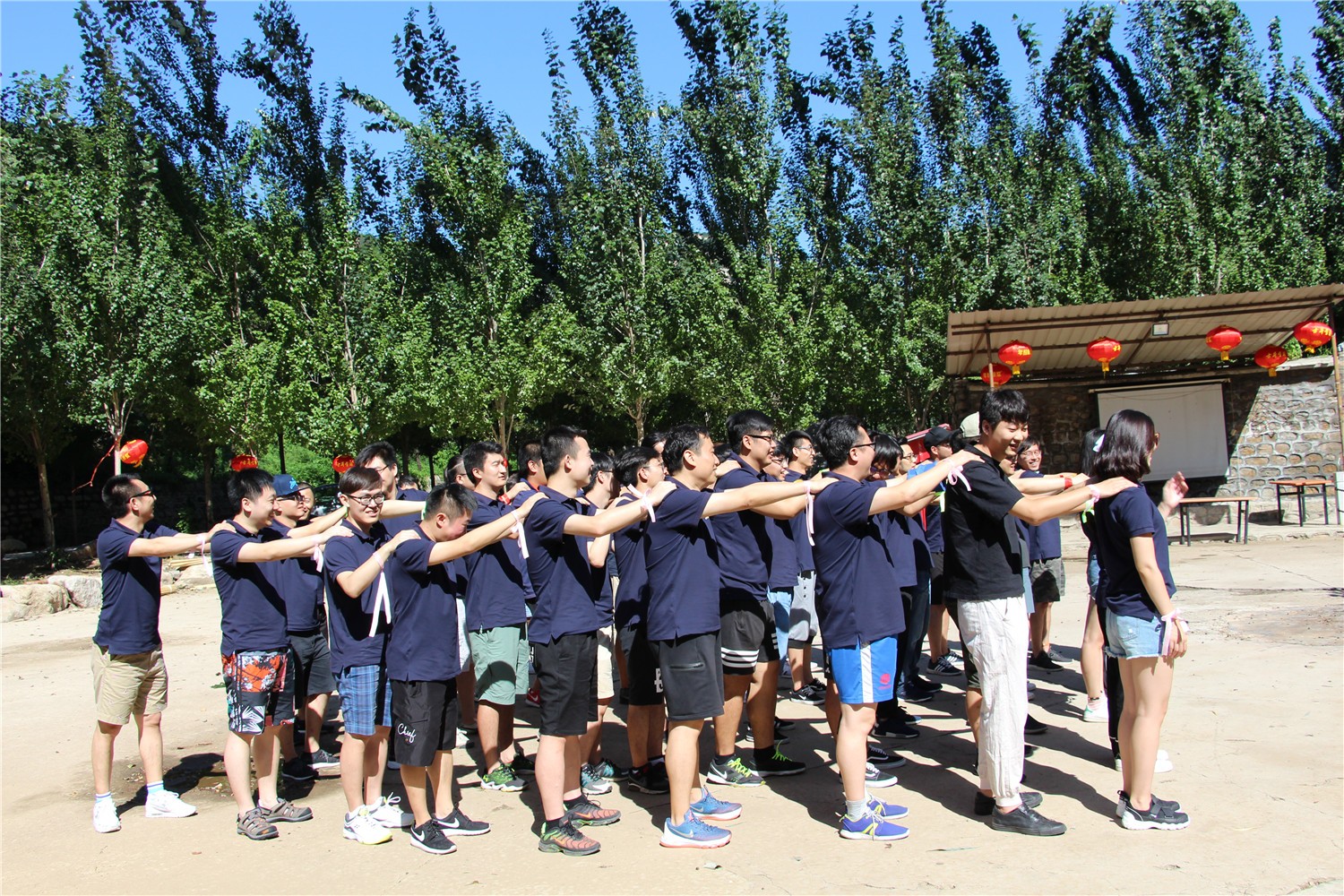 [上海太陽島拓展基地]-團隊凝聚力一日團建