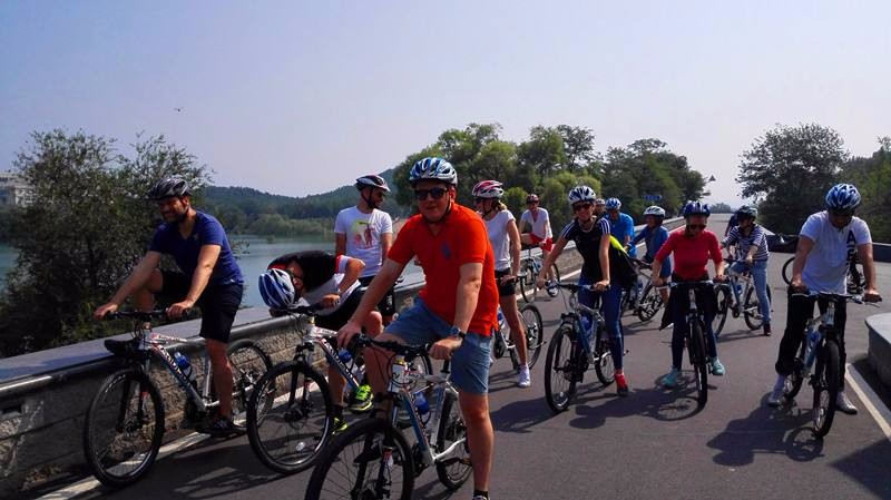 [懷柔雁棲湖環(huán)湖騎行]+棧道徒步一日活動(dòng)