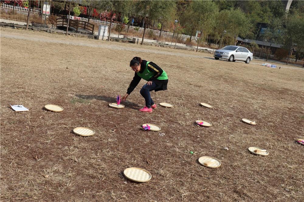 [楓情山莊]+場(chǎng)地拓展二日拓展