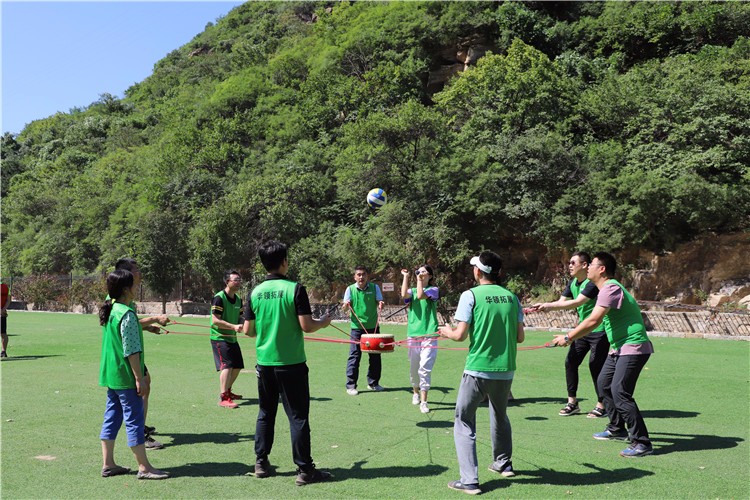 [杭州富春開元芳草地鄉(xiāng)村團(tuán)建酒店]+場地團(tuán)建一日拓展活動