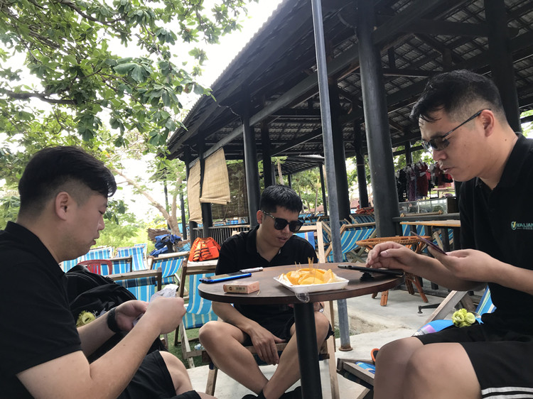 c3b7eca7f1b5578aeb9e6a00211af628.jpg c3b7eca7f1b5578aeb9e6a00211af628.jpg